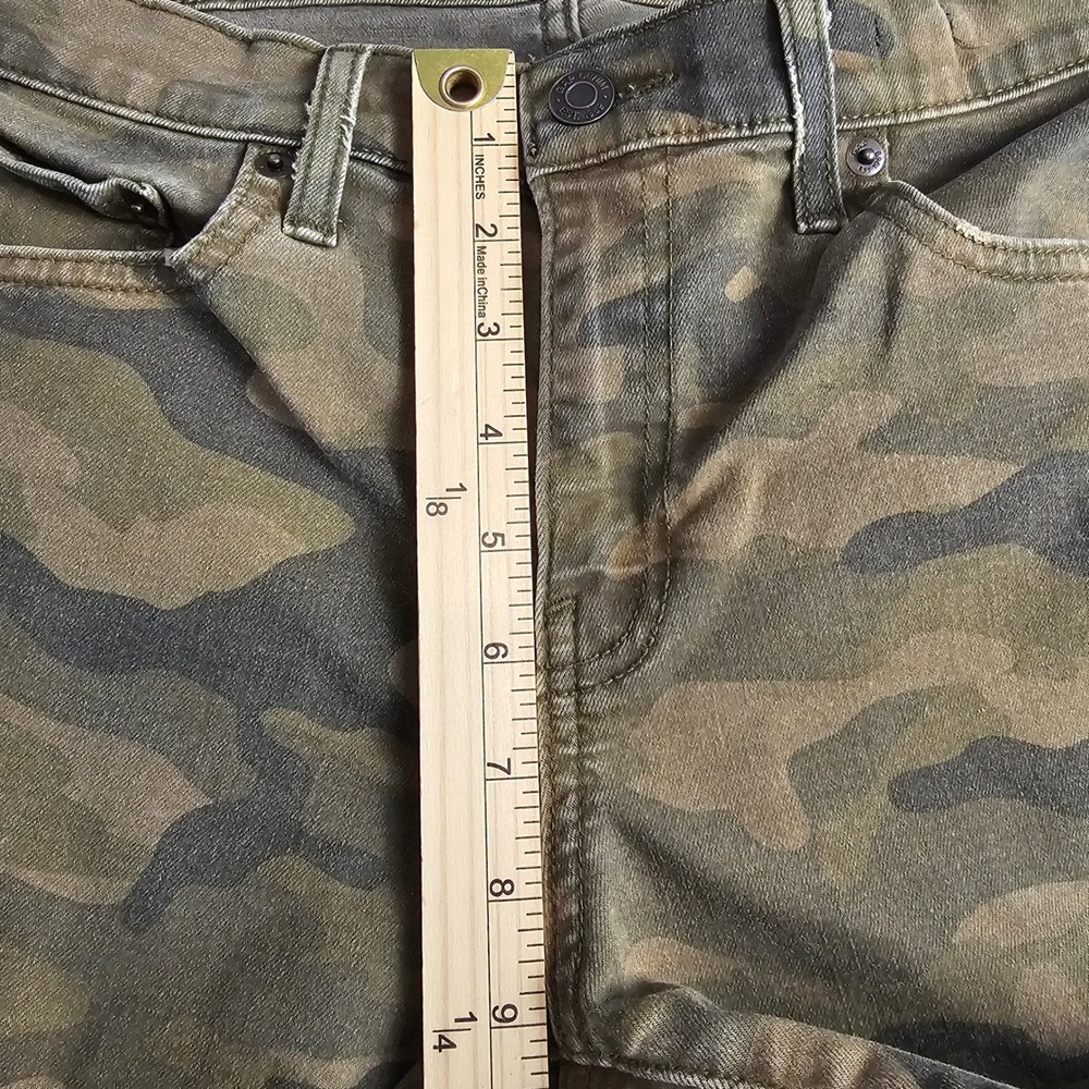 GAP Womens Size 28 Camo Distressed‎ Best Girlfriend Jeans 26 Inch Inseam Cropped - Picture 11 of 12